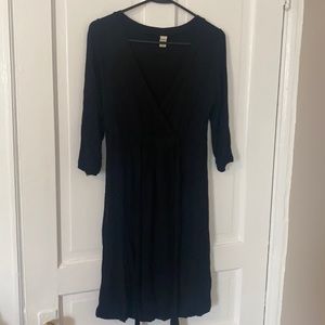 Old Navy 3/4 sleeve little black dress